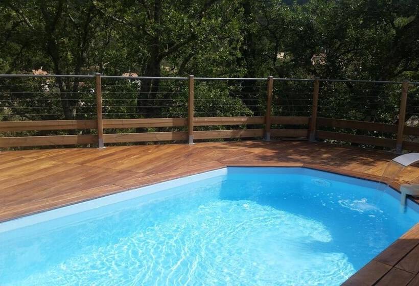 مبيت وإفطار Les Chambres De Toucas