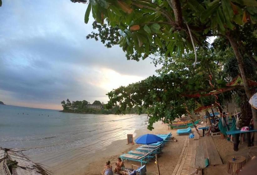 Dream Lanka Surf Hostel