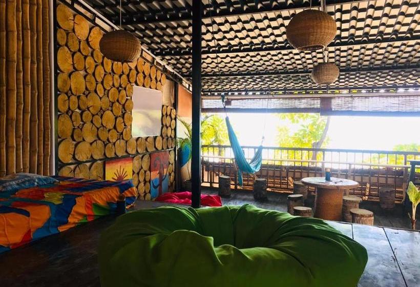 Dream Lanka Surf Hostel