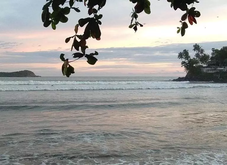 Dream Lanka Surf Hostel