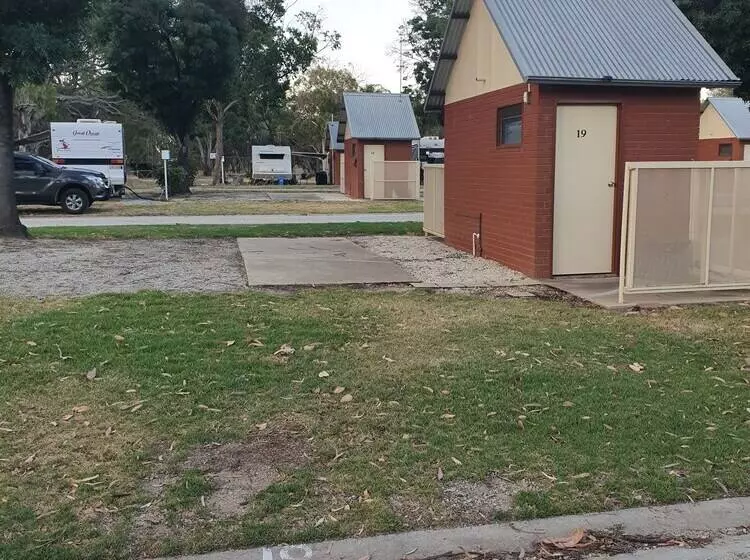 Hotelli Pioneer Tourist Park