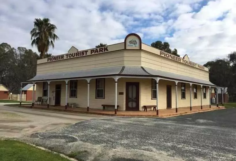 Hotelli Pioneer Tourist Park