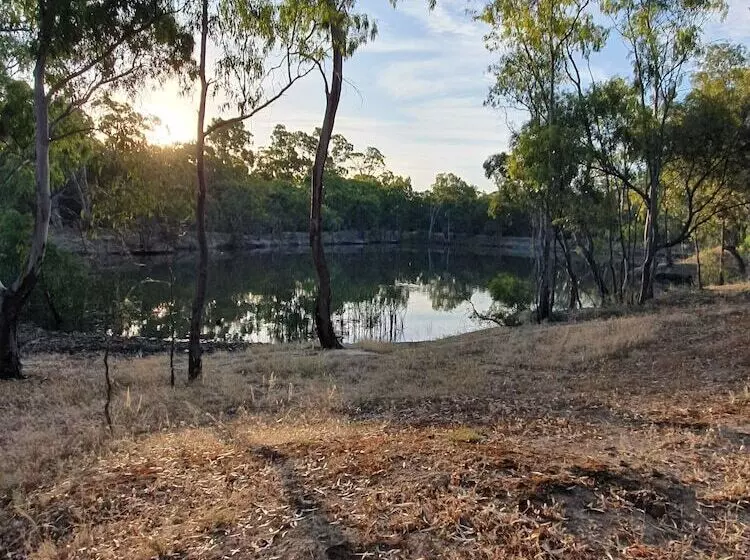 Hotelli Pioneer Tourist Park