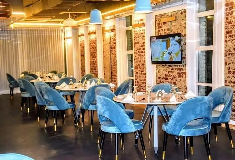 هتل Grace Cox Smart