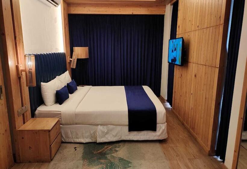 هتل Grace Cox Smart