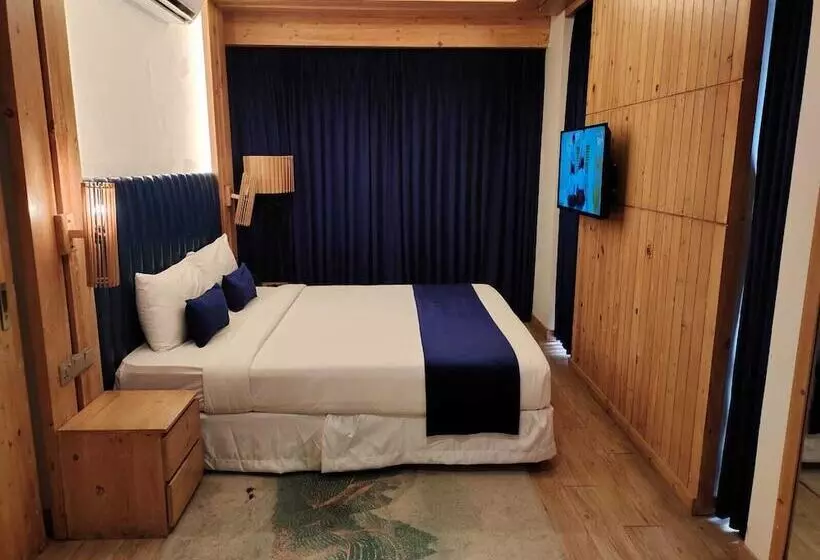 هتل Grace Cox Smart