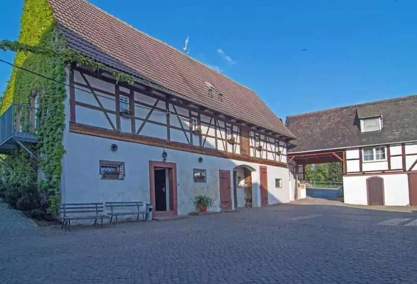 Hotelli Pferdehof Berger