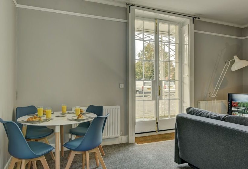 K Suites Friarn Lawn Free Parking