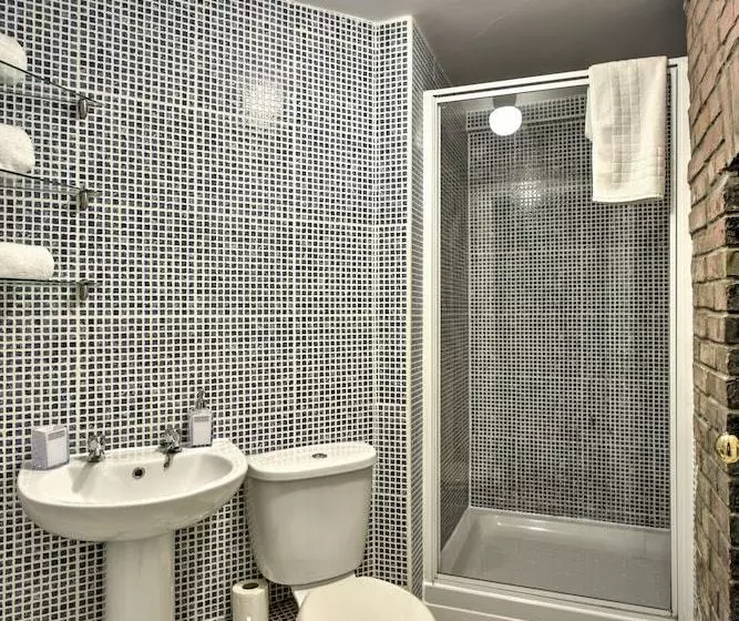 K Suites   Friarn Lawn   Free Parking