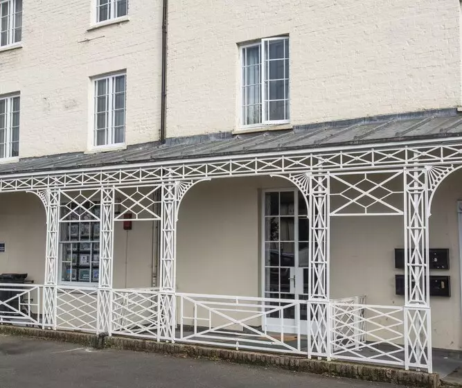 K Suites   Friarn Lawn   Free Parking