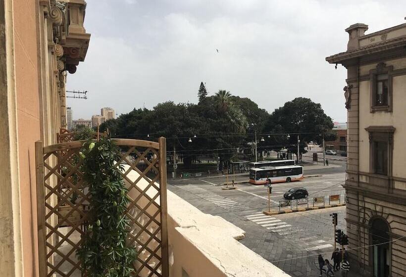 펜션 Cagliari D'amare Via Roma