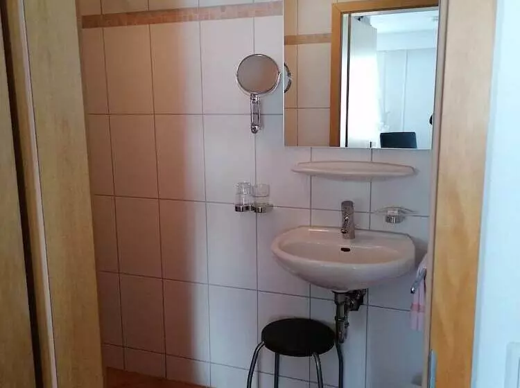 Majatalo Gasthof Kreuz Am Escheck