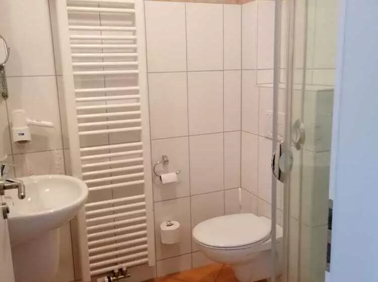 Majatalo Gasthof Kreuz Am Escheck