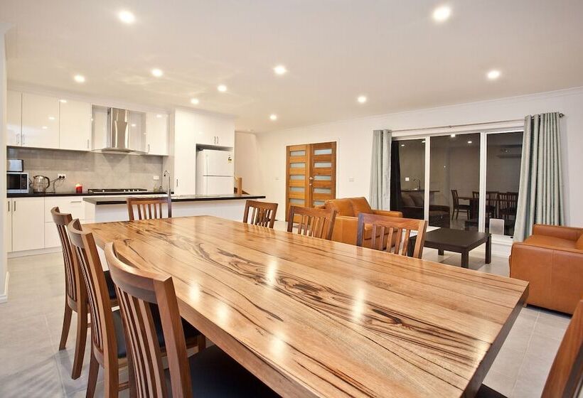 ペンション St Albans In