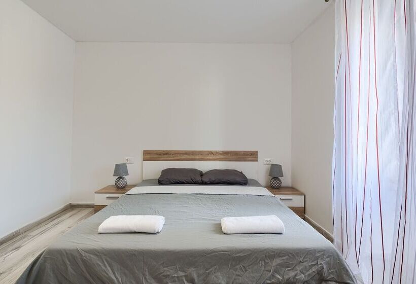 Andrea&leon Apartments