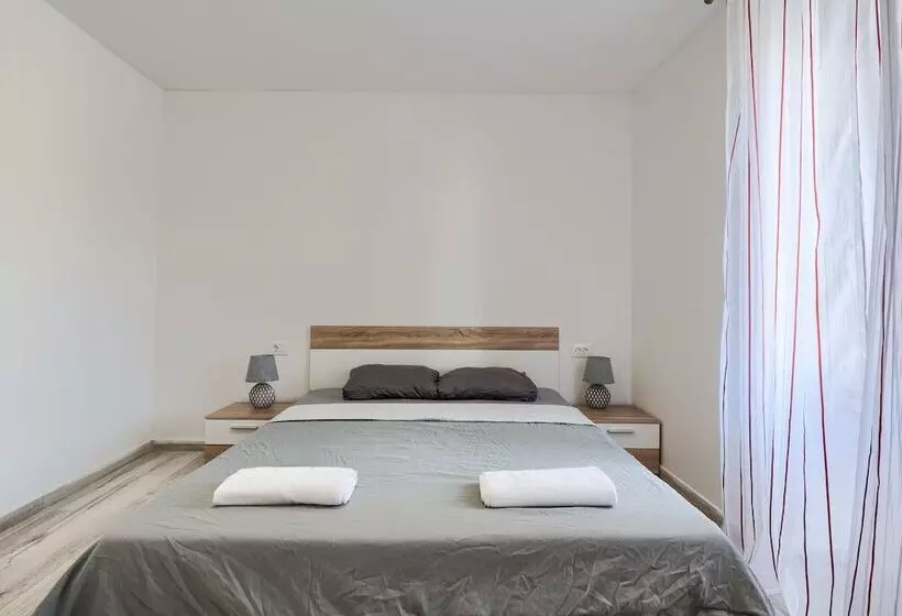 Andrea&leon Apartments