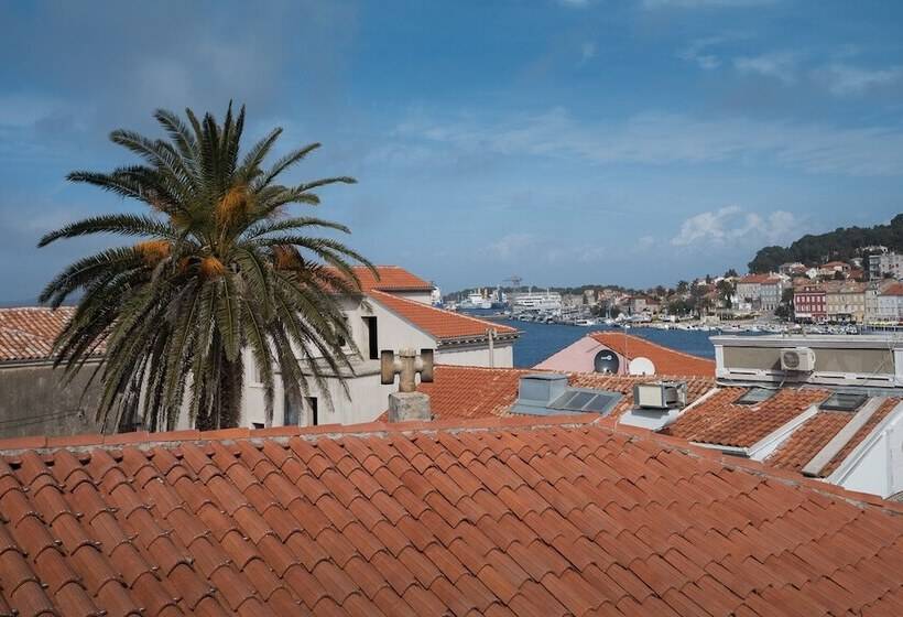 Andrea&leon Apartments