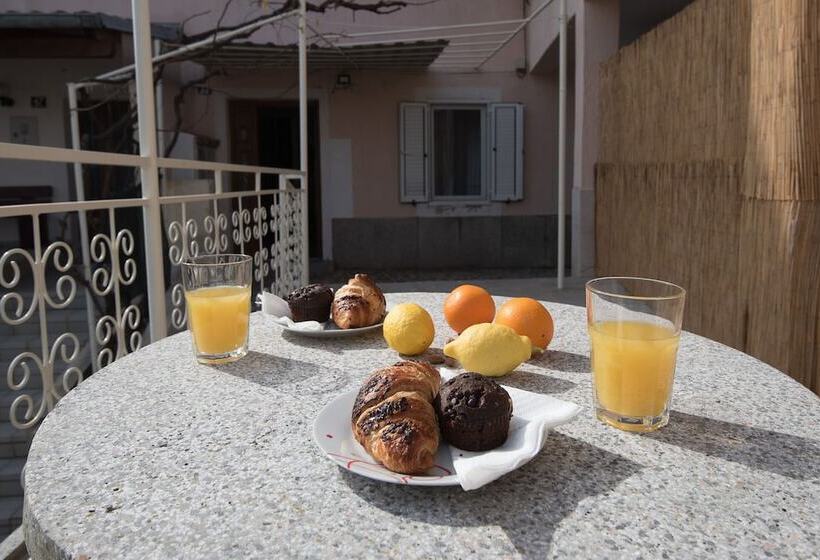 Andrea&leon Apartments