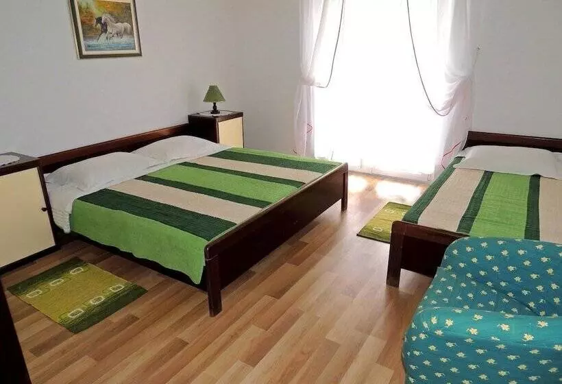Apartments Nikolina