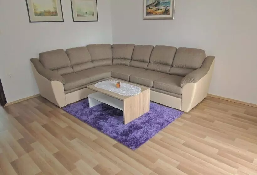 Apartments Nikolina