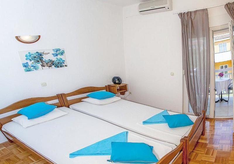 فندق Apartaments Damir