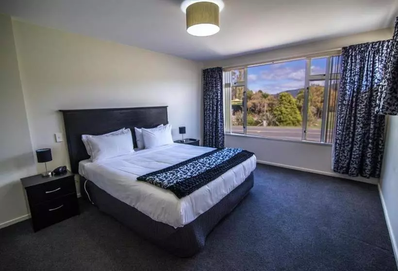 Te Anau Lakefront B&b