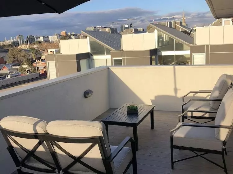 Hotham, 2bdr North Melbourne Apartment