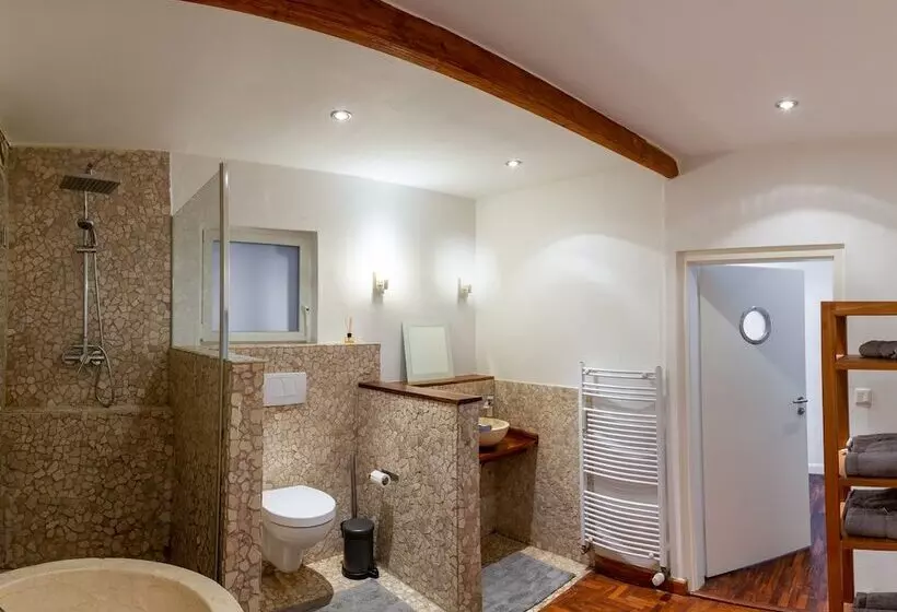 ペンション Guesthouse Loft