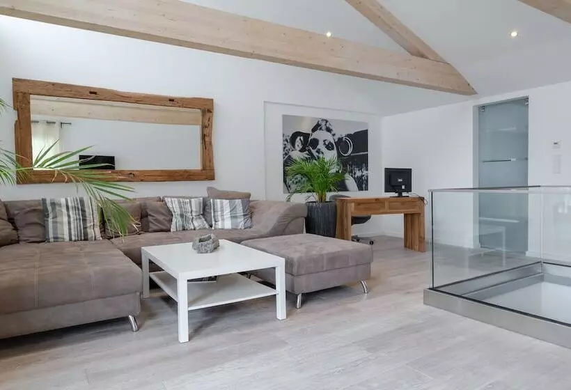ペンション Guesthouse Loft