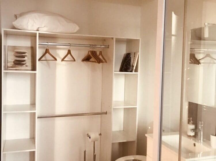 پانسیون Le Logis De L'épinette