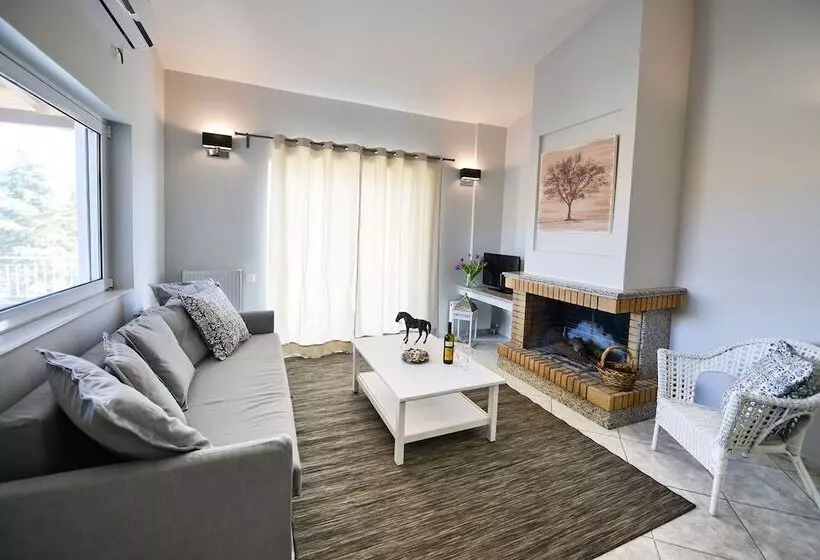 Regalo Apartments