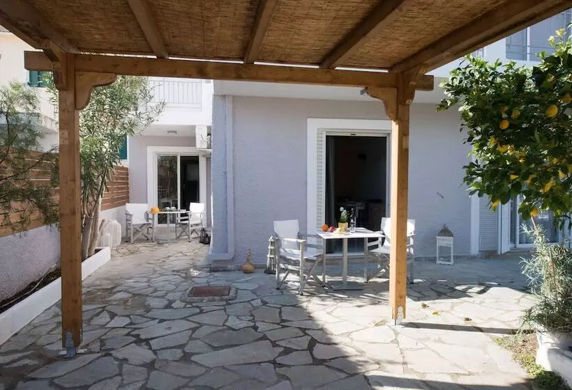 Regalo Apartments