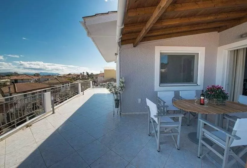 Regalo Apartments