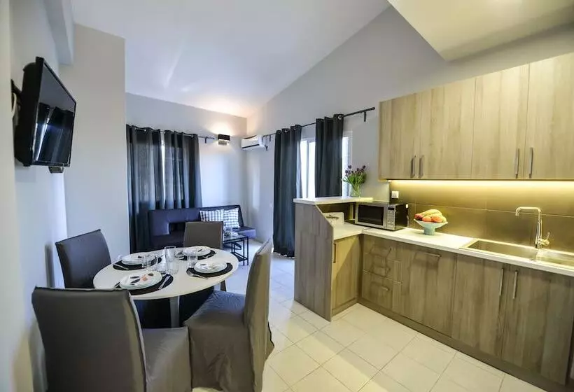 Regalo Apartments