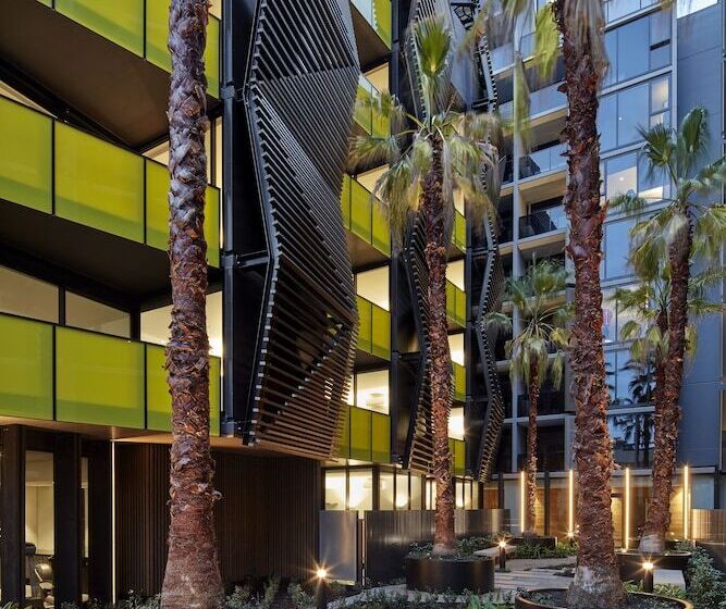 Turnkey Accommodation  North Melbourne