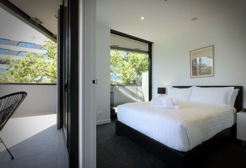 Turnkey Accommodation  North Melbourne