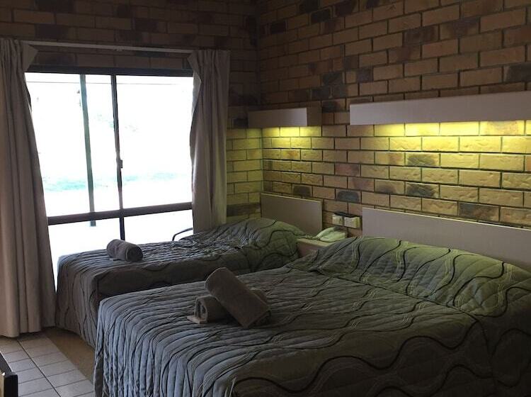 Отель Boulder Opal Motor Inn