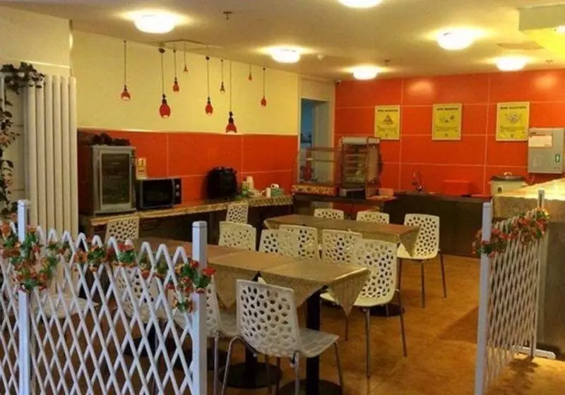 Hotelli 7days Inn Nanjing Central Door Railway Station