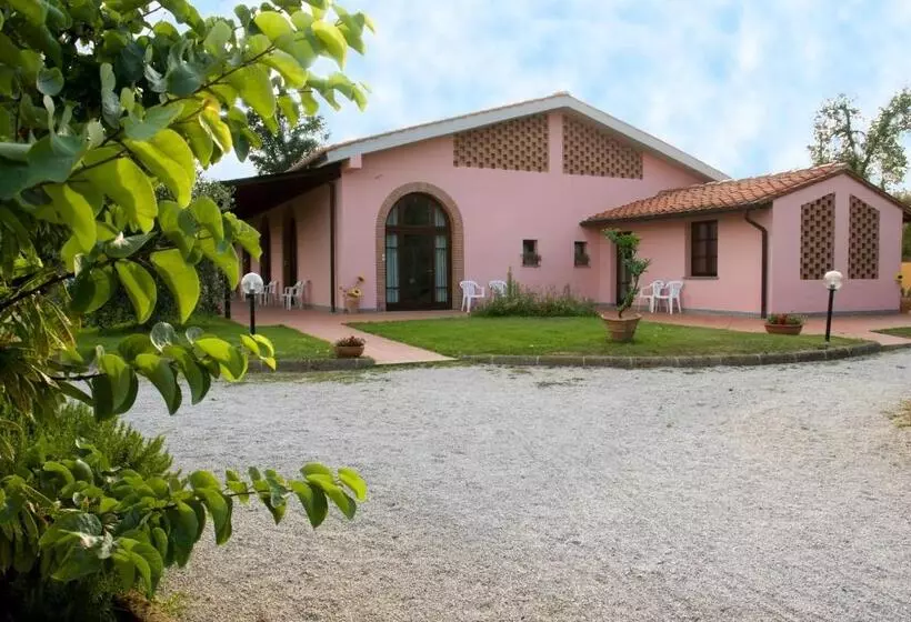 Hotelli Agriturismo Marrucola