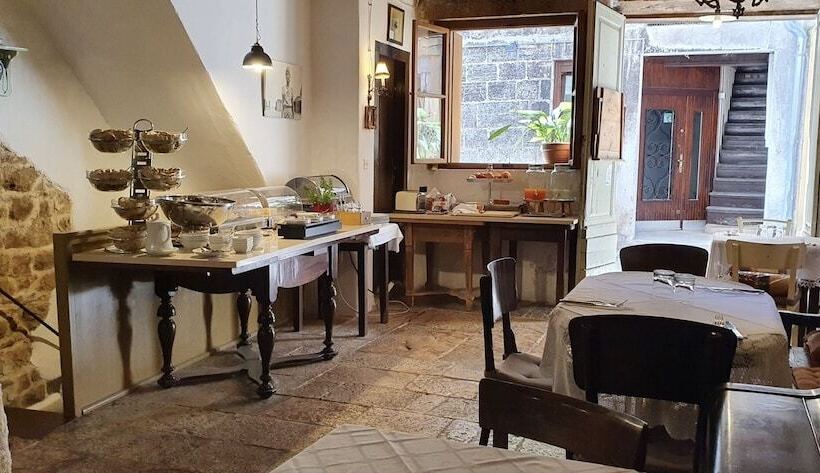 ホテル Palace Basilico 1580