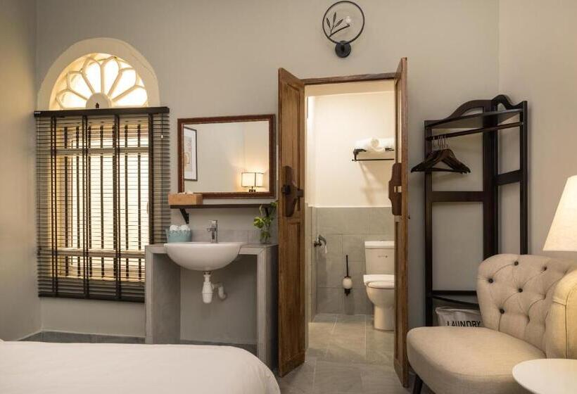 هتل Carnarvon House