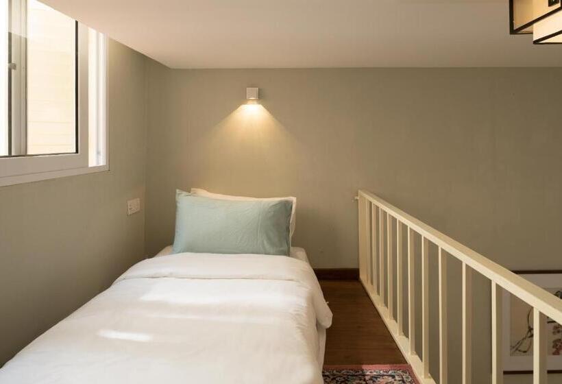 هتل Carnarvon House