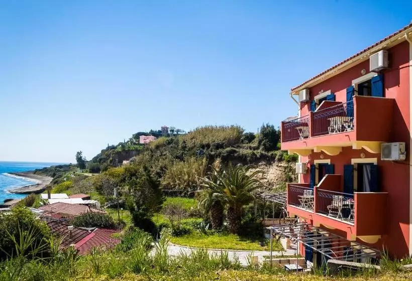 Hotelli Aloe Studios