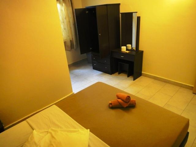 Hotell Eight Mentigi Guesthouse