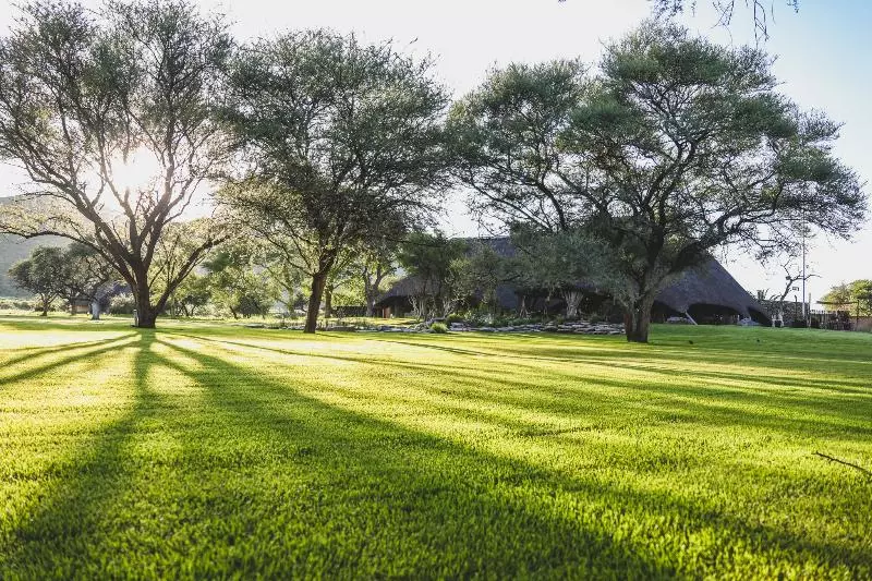 هتل Okapuka Ranch