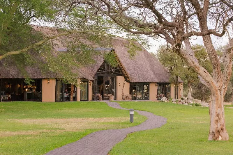 هتل Okapuka Ranch