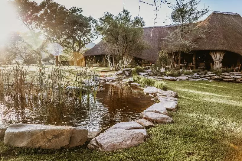 هتل Okapuka Ranch