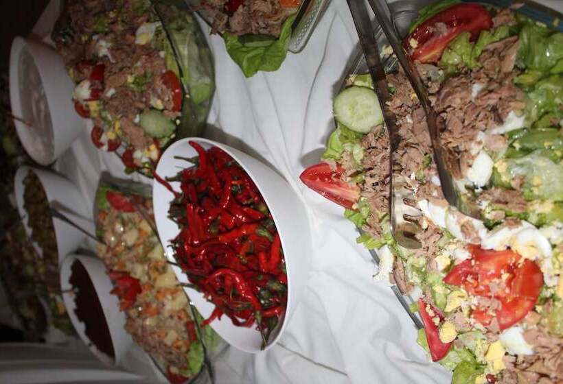 فندق Sun Holiday Beach Hôtel