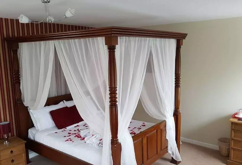 Hotelli The Gamekeeper