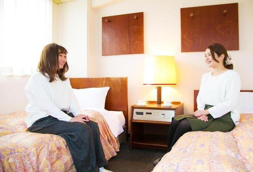 Отель Town Honmachi